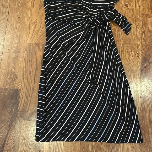 Ann Taylor Striped Dress | Size Small - Picture 3 of 5